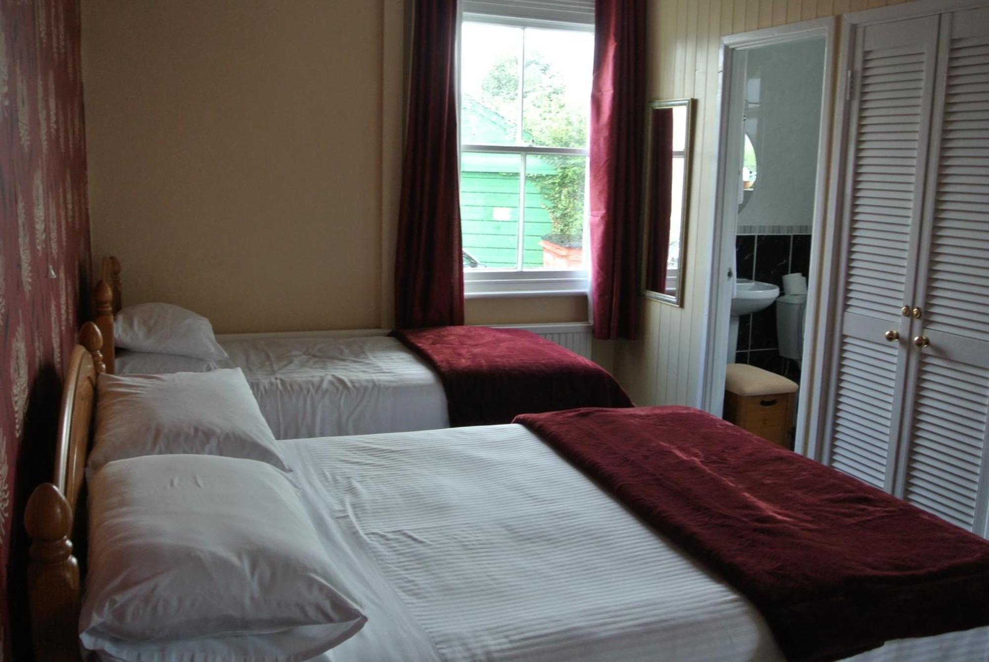 Old Castle Farm Guest House Brecon Bilik gambar